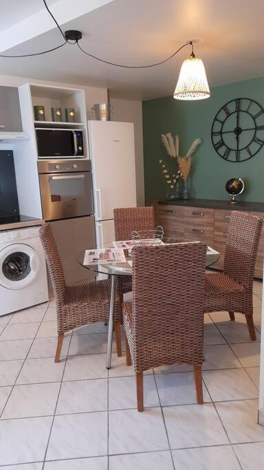 Appartement Les Galipes à Hautvillers Extérieur photo